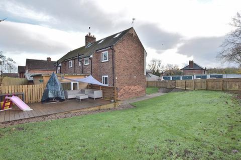 3 bedroom end of terrace house for sale, Carlton Road, Catterick Garrison