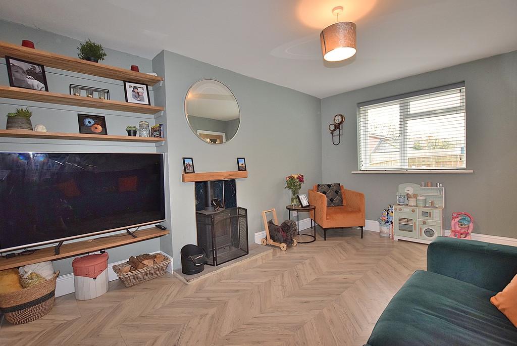 Living room 2 01