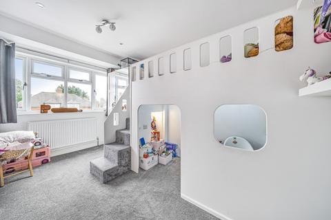 3 bedroom semi-detached house for sale, Fairfield Avenue, Surrey RH6