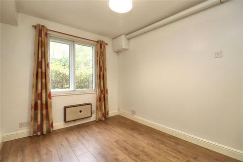 2 bedroom flat for sale, Foxhills, Surrey GU21