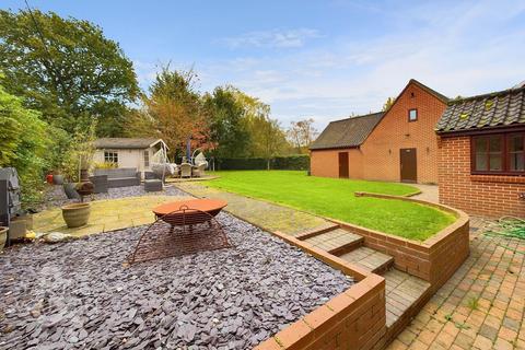 6 bedroom detached house for sale, Flaxlands Road, Carleton Rode, Norwich