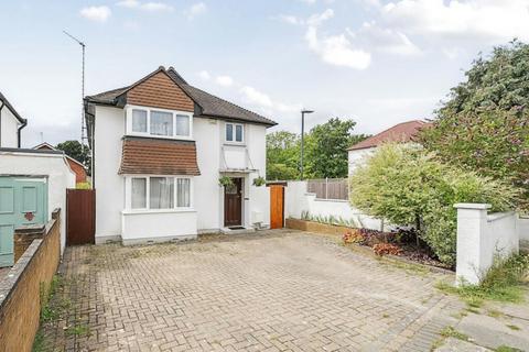 4 bedroom detached house to rent, Parkfield Crescent, London HA2