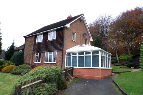 3 bedroom detached house to rent, Sukers Lodge, Rugeley Road WS12