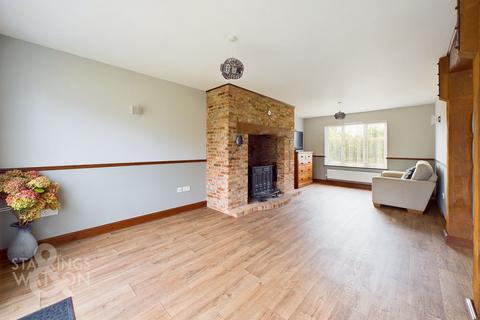 2 bedroom detached bungalow for sale, Mill Road, Tivetshall St. Margaret, Norwich