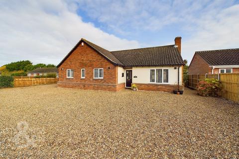 2 bedroom detached bungalow for sale, Mill Road, Tivetshall St. Margaret, Norwich