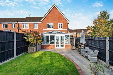 3 bedroom semi-detached house for sale, Gascoyne Close, Bearsted, Maidstone