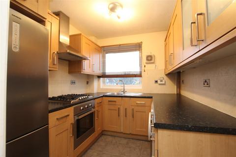 2 bedroom flat to rent, Jason Close, Brentwood