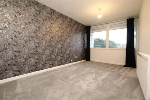 2 bedroom flat to rent, Jason Close, Brentwood