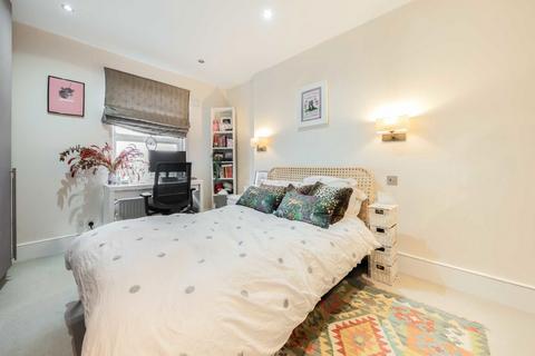 3 bedroom flat to rent, Filmer Road, London SW6