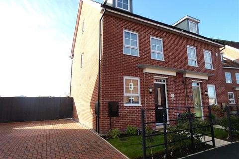 4 bedroom house for sale, Grasshopper Drive, Preston PR4