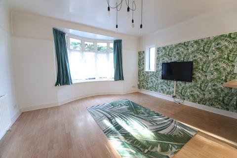 2 bedroom flat for sale, Queens Park Lodge, Bournemouth, Dorset