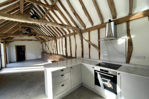 2 bedroom barn conversion to rent, Chelmsford