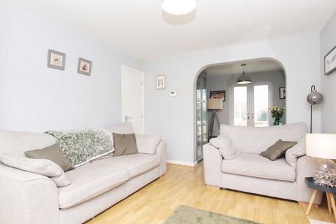 40 Clos Ynysddu, Pontyclun, CF72 9WQ
