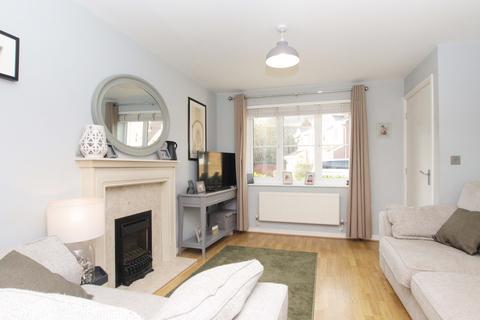 40 Clos Ynysddu, Pontyclun, CF72 9WQ