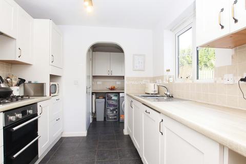 40 Clos Ynysddu, Pontyclun, CF72 9WQ