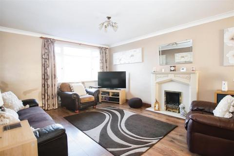 5 bedroom detached house for sale, The Spinney, Clayton, Newcastle