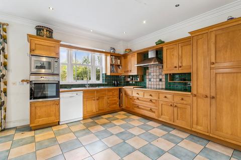 4 bedroom semi-detached house for sale, Devereux Lane, Barnes, London