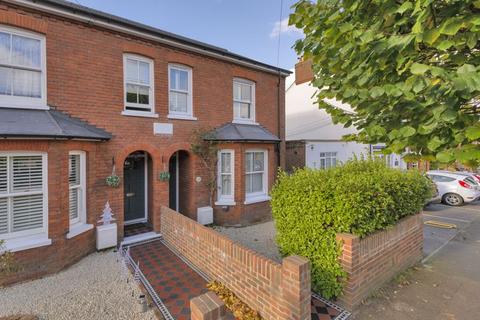 4 bedroom semi-detached house to rent, St. Marys Road, Tonbridge, TN9 2LE