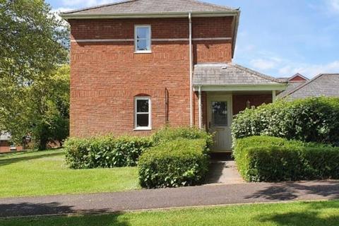 3 bedroom house to rent, Addington Court, Exeter