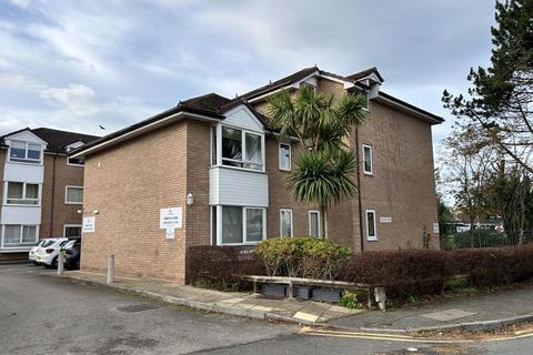 2 bedroom retirement property for sale, Penrhyn Avenue, Rhos on Sea