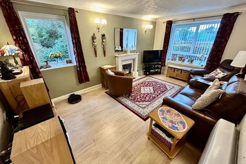 2 bedroom retirement property for sale, Penrhyn Avenue, Rhos on Sea