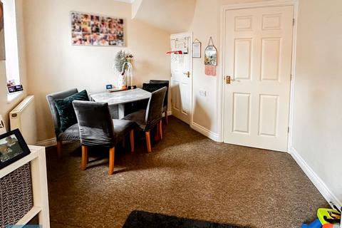 3 bedroom terraced house for sale, Saviano Way, Bridgwater