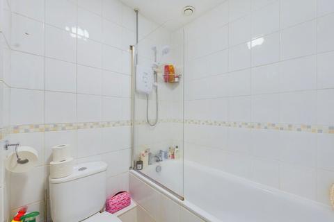 27 Bignor Close, Horsham, RH12 5JQ