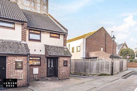 3 bedroom end of terrace house for sale, Florence Road, Southsea