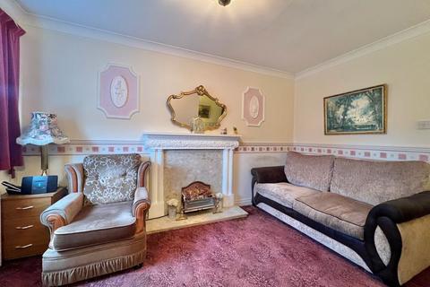 1 bedroom maisonette for sale, Paget Mews, Springfield Road, Sutton Coldfield B76 2SJ