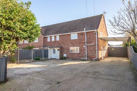 3 bedroom end of terrace house for sale, Totton