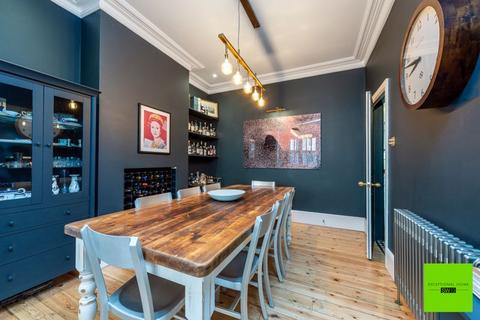 5 bedroom terraced house for sale, Elsenham Street, London SW18