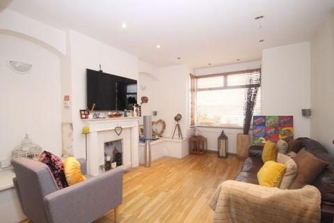 3 bedroom semi-detached house for sale, Greenford Road, Greenford