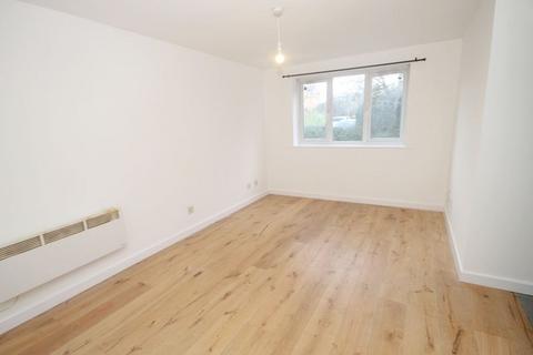1 bedroom apartment for sale, Long Drive, Greenford