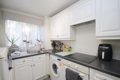 1 bedroom apartment for sale, Long Drive, Greenford