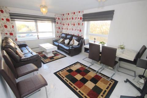 2 bedroom property for sale, Dunlin House, Gurnell Grove