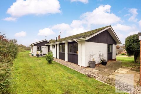 5 bedroom detached bungalow for sale, Waveney Drive, Norwich NR12