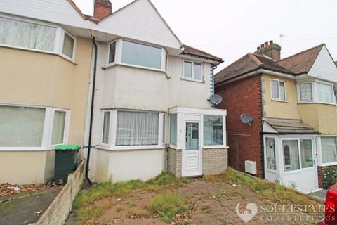 3 bedroom semi-detached house to rent, Lower City Road, Oldbury B69