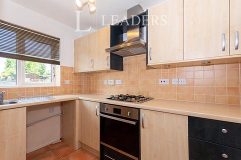 3 bedroom end of terrace house to rent, The Courtyard, Stamford