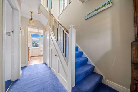 95 Hamilton Avenue, Cheam, Sutton, SM3 9EA