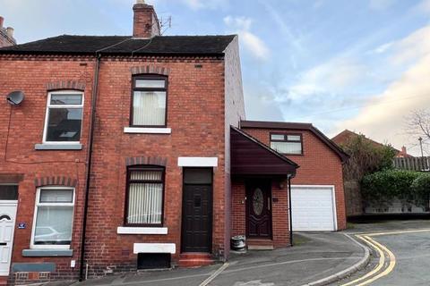 4 bedroom terraced house for sale, John Street, Leek, ST13 8BL.