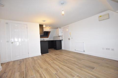 2 bedroom flat to rent, Woodborough Road, Nottingham