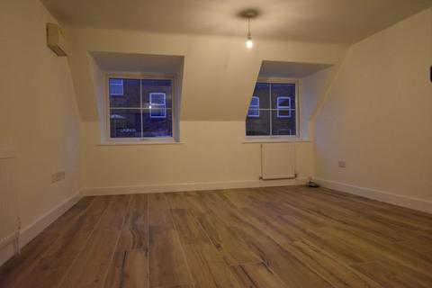 2 bedroom flat to rent, Woodborough Road, Nottingham