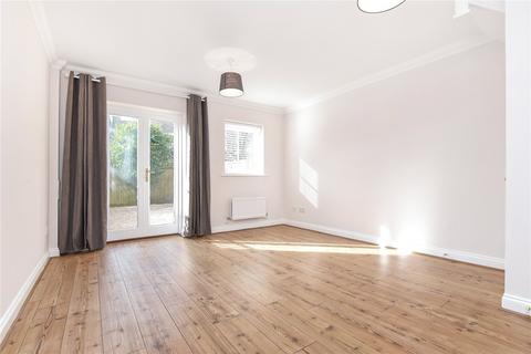 2 bedroom terraced house to rent, East Oxford, OX4