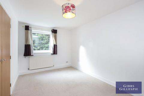 2 bedroom apartment to rent, Tedder Close, Uxbridge, Middlesex, UB10 0FH