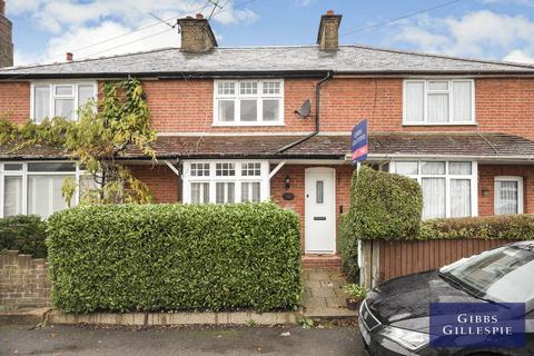 2 bedroom terraced house to rent, Lansdown Road, Chalfont St. Peter