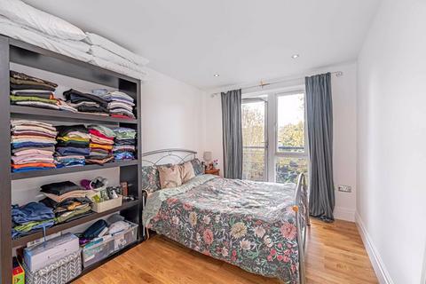 1 bedroom apartment for sale, Seven Kings Way, Kingston Upon Thames KT2 5BJ