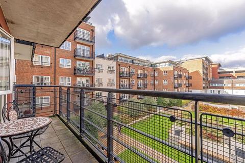 1 bedroom apartment for sale, Seven Kings Way, Kingston Upon Thames KT2 5BJ