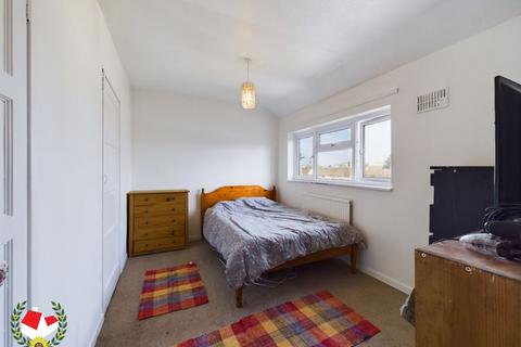 21 Underhill Road, Matson, Gloucester, GL4 6HD