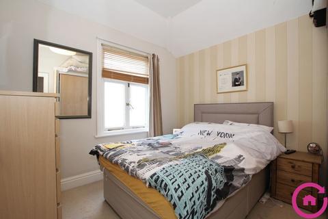 1 bedroom flat for sale, Pittville Crescent, Cheltenham GL52