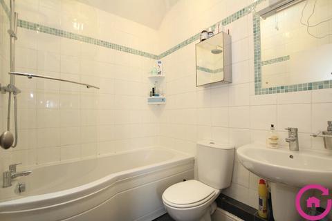 1 bedroom flat for sale, Pittville Crescent, Cheltenham GL52